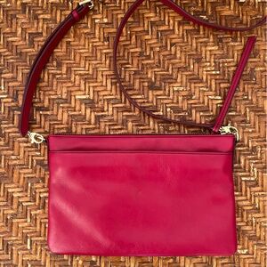 Fossil Sydney Fuchsia Leather Women's Crossbody